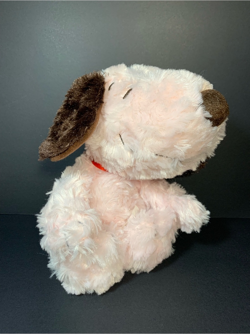 Hallmark PEANUTS 7" Pink SNOOPY Happiness is a Warm Puppy Plush Dog Sewn Eyes
